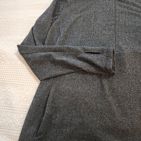 Kyodan Black and White Herringbone Jacket - Picture 4 of 5